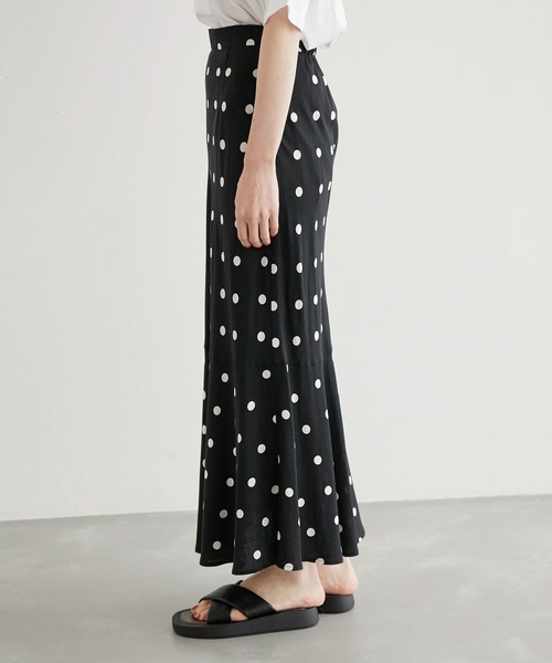 ROPE' PICNIC（ロペピクニック）の「ドット/花柄麻混マーメイドスカート（スカート・レディース・ブラック/キナリ/イエロー・36/38）」の18枚目の写真