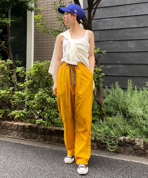 RODEO CROWNS WIDE BOWL(ロデオクラウンズワイドボウル)の「PLAY ナイロンパンツ(その他パンツ・レディース・グリーン/ブラック/マスタード/ライトベージュ・FREE)」の9枚目の写真