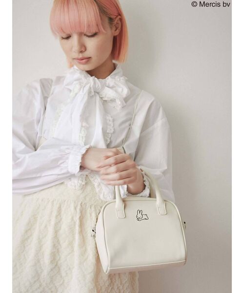 merry jenny（メリージェニー）の「うさぎのミニボストンバッグ（ボストンバッグ・レディース・ブラック/アイボリー・FREE）」の4枚目の写真