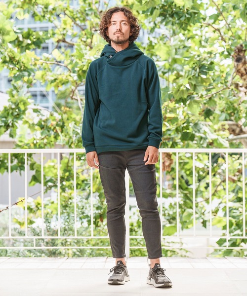 Magine（マージン）の「mpa2948- BACK BOA VOLUME NECK PARKA パーカー（パーカー・メンズ・ブルー系その他/オリーブ/ブラック/チャコール・44/46/48）」の6枚目の写真