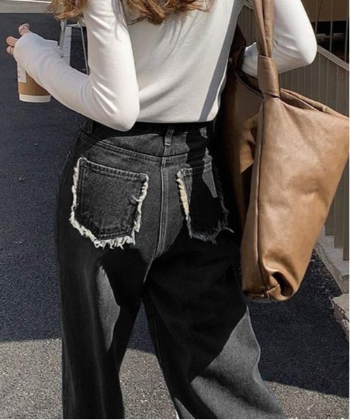 AMELY(エミリー)の「バッグフリンジポケット デニムパンツ(その他パンツ・レディース・ブルー/ブラック・M/L)」の5枚目の写真