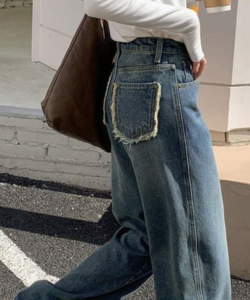 AMELY(エミリー)の「バッグフリンジポケット デニムパンツ(その他パンツ・レディース・ブルー/ブラック・M/L)」の17枚目の写真
