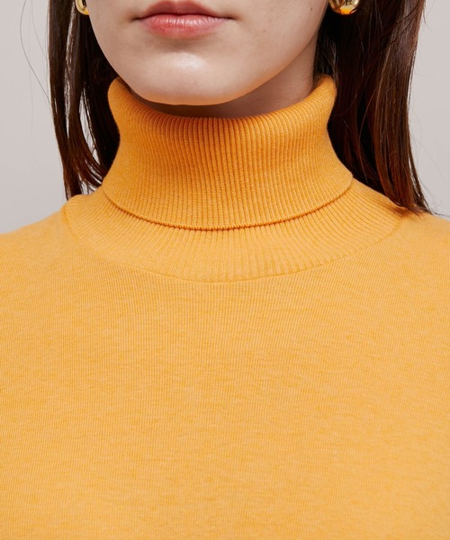 ROPE'（ロペ）の「タートルネックジャストフィットニットソー（ニット/セーター・レディース・ホワイト/ブラック/ネイビー/レッド/イエロー系その他2・M）」の8枚目の写真