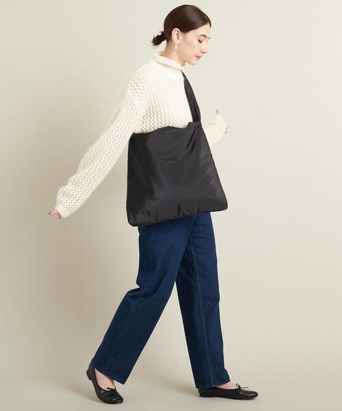 BEAUTY&YOUTH UNITED ARROWS（ビューティーアンドユースユナイテッドアローズ）の「スクエア ワイド ショルダーバッグ -2WAY-（ショルダーバッグ・レディース・ブラック/オフホワイト・FREE）」の2枚目の写真