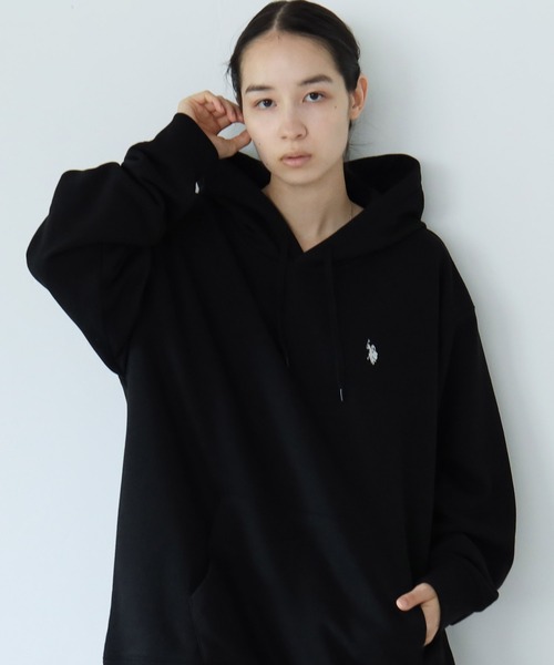 U.S. POLO ASSN.(ユーエスポロアッスン)の「U.S. POLO ASSN. / ユーエスポロアッスン 別注 コラボ ビッグシルエット 裏毛 プルオーバー パーカー(パーカー・メンズ・ブルー系その他2/グリーン系その他/グレー系その他/ブラック系その他/ホワイト系その他2/グレー系その他3/グリーン系その他2/グレー系その他2/グレー系その他4/ホワイト系その他/ブラック系その他2/ブルー系その他/ブルー系その他3・MEDIUM/LARGE)」の4枚目の写真
