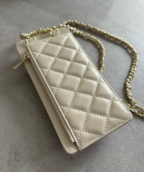 DouDou（ドゥドゥ）の「キルティングスマホショルダー（ショルダーバッグ・レディース・ブラック/グレー/アイボリー・FREE）」の12枚目の写真