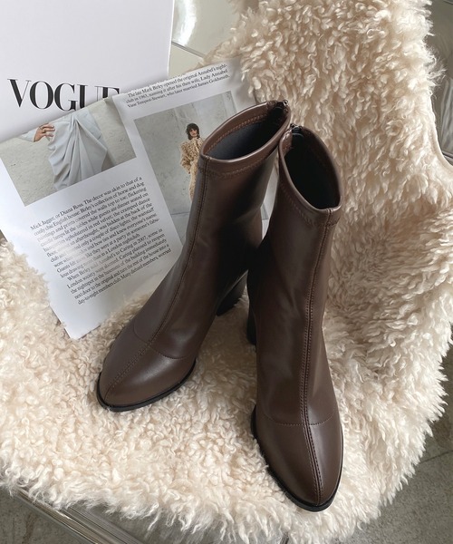 Futier land（フューティアランド）の「フェイクレザーストレッチショートブーツ（ブーツ・レディース・ブラック/グレイッシュベージュ/ブラウン・36/37/38/39/40）」の10枚目の写真