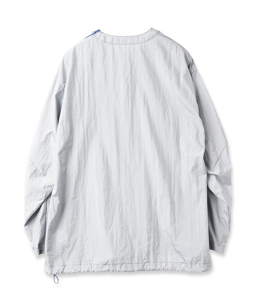 mintdesigns（ミントデザインズ）の「撥水ナイロントップス /DEFORM SLEEVE TOP/ デフォルムスリーブトップ（その他トップス・レディース・サックスブルー/カーキ・2）」の3枚目の写真