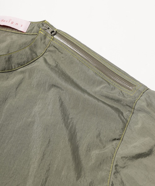 mintdesigns（ミントデザインズ）の「撥水ナイロントップス /DEFORM SLEEVE TOP/ デフォルムスリーブトップ（その他トップス・レディース・サックスブルー/カーキ・2）」の8枚目の写真