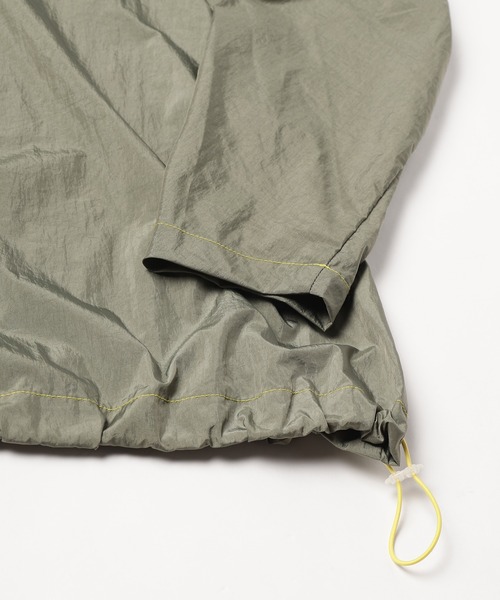 mintdesigns（ミントデザインズ）の「撥水ナイロントップス /DEFORM SLEEVE TOP/ デフォルムスリーブトップ（その他トップス・レディース・サックスブルー/カーキ・2）」の16枚目の写真