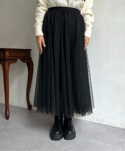 prose verse（プロズヴェール）の「ドットボリュームチュールスカート