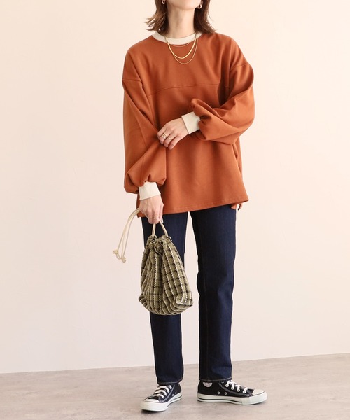 reca(レカ)の「裏起毛ビッグシルエットバイカラーリブスウェットプルオーバー(スウェット・レディース・ブラック/キャメル/グレイッシュベージュ/オートミール・FREE)」の17枚目の写真