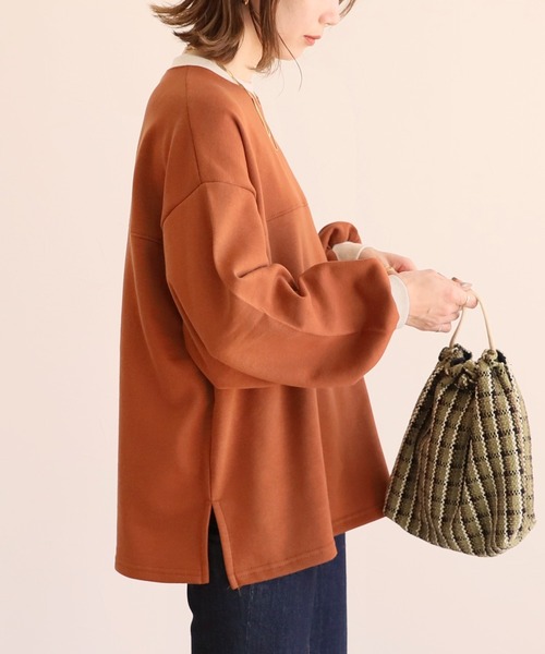 reca(レカ)の「裏起毛ビッグシルエットバイカラーリブスウェットプルオーバー(スウェット・レディース・ブラック/キャメル/グレイッシュベージュ/オートミール・FREE)」の7枚目の写真