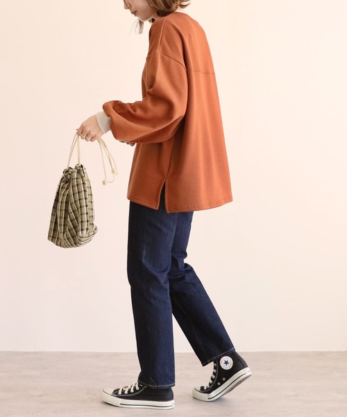 reca(レカ)の「裏起毛ビッグシルエットバイカラーリブスウェットプルオーバー(スウェット・レディース・ブラック/キャメル/グレイッシュベージュ/オートミール・FREE)」の20枚目の写真