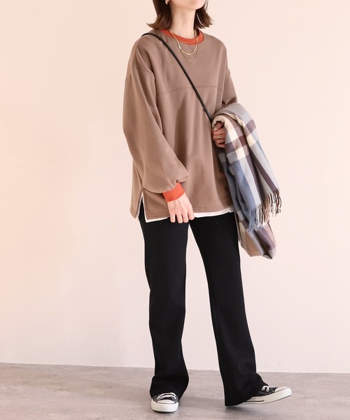 reca(レカ)の「裏起毛ビッグシルエットバイカラーリブスウェットプルオーバー(スウェット・レディース・ブラック/キャメル/グレイッシュベージュ/オートミール・FREE)」の14枚目の写真