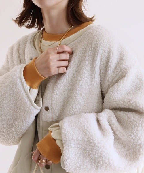 reca(レカ)の「裏起毛ビッグシルエットバイカラーリブスウェットプルオーバー(スウェット・レディース・ブラック/キャメル/グレイッシュベージュ/オートミール・FREE)」の11枚目の写真