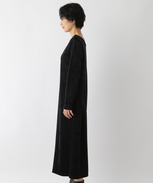 LEPSIM（レプシィム）の「ベロアナローワンピース　176394（ワンピース・レディース・ブラック/グレイッシュベージュ・FREE）」の8枚目の写真
