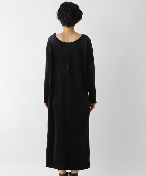 LEPSIM（レプシィム）の「ベロアナローワンピース　176394（ワンピース・レディース・ブラック/グレイッシュベージュ・FREE）」の9枚目の写真