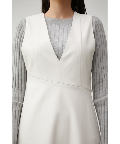 AZUL by moussy（アズールバイマウジー）の「FAUX LEATHER LONG ONEPIECE/フェイクレザーロングワンピース（ワンピース・レディース・アイボリー/ブラック・SMALL/MEDIUM）」の9枚目の写真