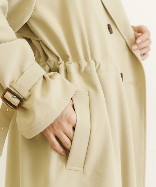 URBAN RESEARCH(アーバンリサーチ)の「ウエストドロストトレンチコート(トレンチコート・レディース・ホワイト系その他/ベージュ/ネイビー・36/38)」の13枚目の写真