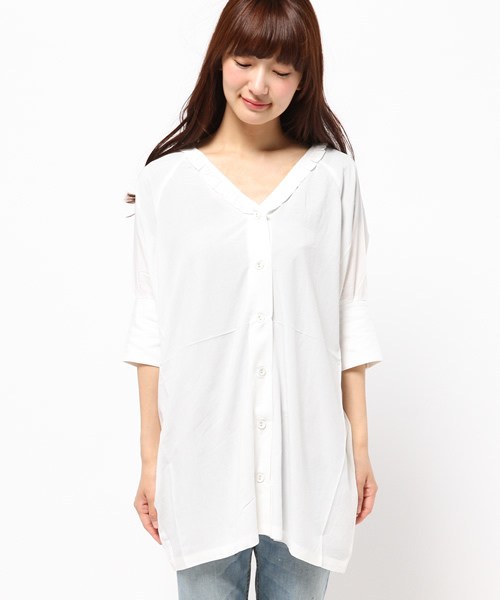 mystic（ミスティック）の「Vフリルガウン（シャツ/ブラウス・レディース・ベージュ/マスタード/オフホワイト・ﾌﾘ-）」の11枚目の写真