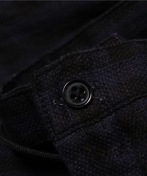 417 EDIFICE（フォーワンセブンエディフィス）の「◇C/Lプリペラギンガム イージーパンツ（その他パンツ・メンズ・ホワイト/ネイビー・SMALL/LARGE/MEDIUM）」の6枚目の写真