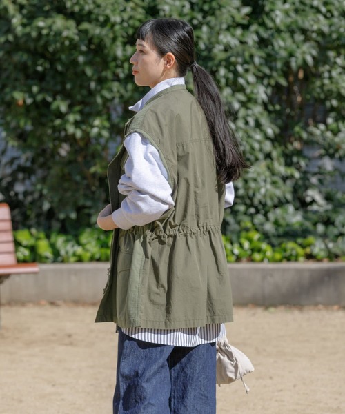 UR Lab.(アーバンリサーチラボ)の「ミリタリーベスト(ベスト・レディース・カーキ/ブラック・FREE)」の17枚目の写真