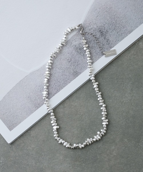 COLONY 2139（コロニートゥーワンスリーナイン）の「ニュアンスメタルパーツネックレス（ネックレス・レディース・シルバー・FREE）」の11枚目の写真