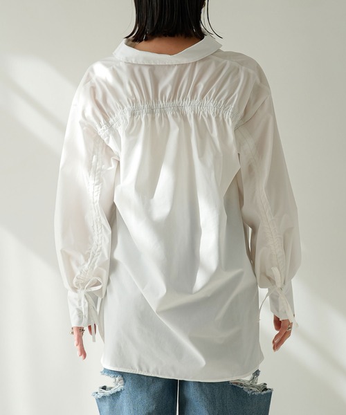 rectangle(レクタングル)の「バックギャザードロストスリーブシャツ(シャツ/ブラウス・レディース・オフホワイト/ブルー・FREE)」の8枚目の写真