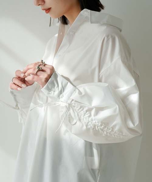 rectangle(レクタングル)の「バックギャザードロストスリーブシャツ(シャツ/ブラウス・レディース・オフホワイト/ブルー・FREE)」の11枚目の写真