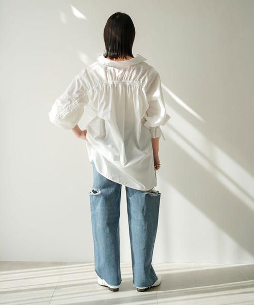 rectangle(レクタングル)の「バックギャザードロストスリーブシャツ(シャツ/ブラウス・レディース・オフホワイト/ブルー・FREE)」の21枚目の写真