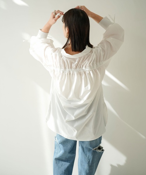 rectangle(レクタングル)の「バックギャザードロストスリーブシャツ(シャツ/ブラウス・レディース・オフホワイト/ブルー・FREE)」の12枚目の写真