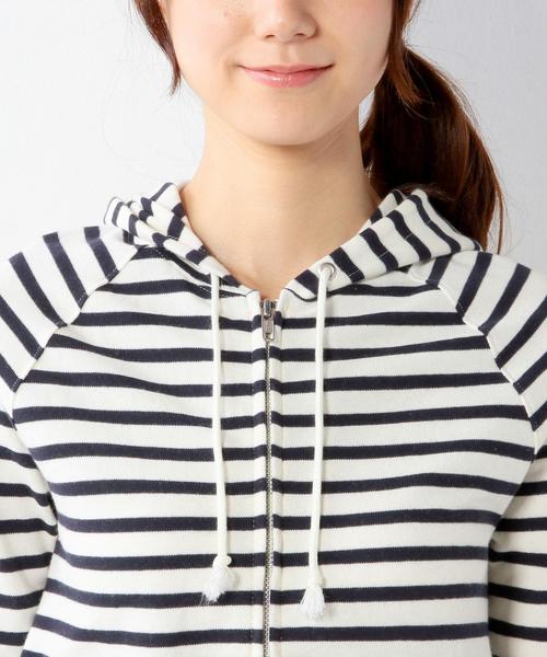 Jewel Changes(ジュエルチェンジズ)の「JC C ラッセル ZIP フードパーカー / ジップ / パーカー(パーカー・レディース・オフホワイト/グレー/その他1・フリー)」の11枚目の写真