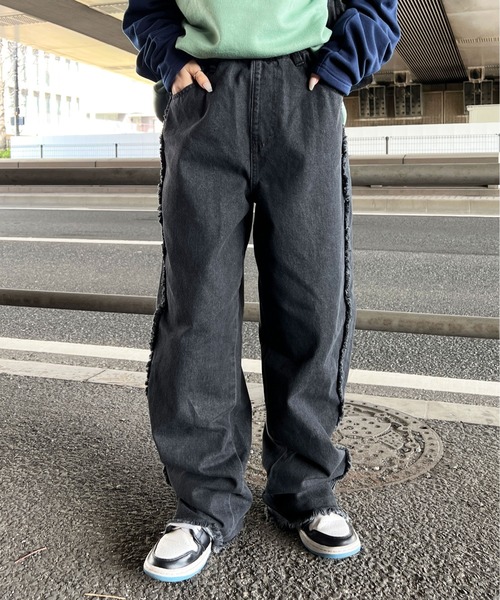 sedacle(セダクル)の「フリンジデニム(デニムパンツ・メンズ・ブラック/インディゴブルー・MEDIUM/LARGE)」の3枚目の写真