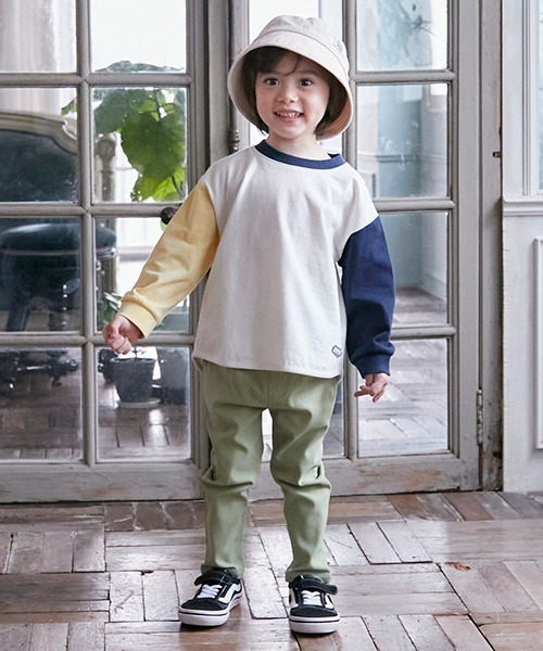 petit main(プティマイン)の「STストレートパンツ(その他パンツ・キッズ・ブルー/チャコール/ライトグリーン/アイボリー・80cm/90cm/100cm/110cm/120cm/130cm)」の3枚目の写真