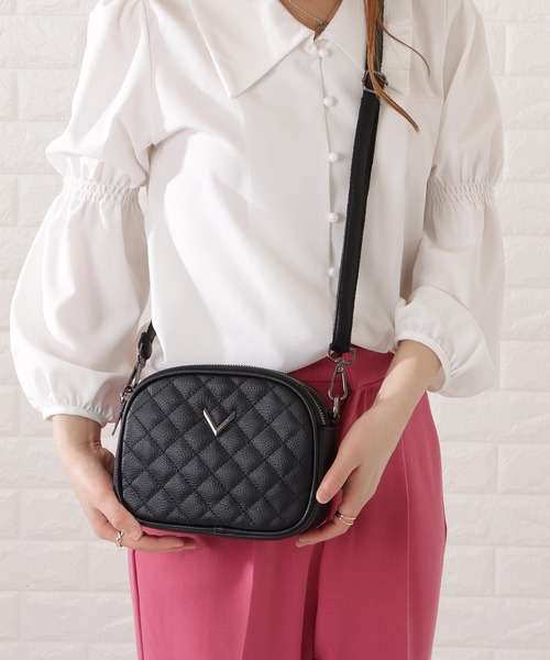 Lace Ladies(レースレディース)の「ワンカラーVモチーフ付きキルティングショルダーバッグ(ショルダーバッグ・レディース・ブラウン/ホワイト/ブラック・FREE)」の17枚目の写真