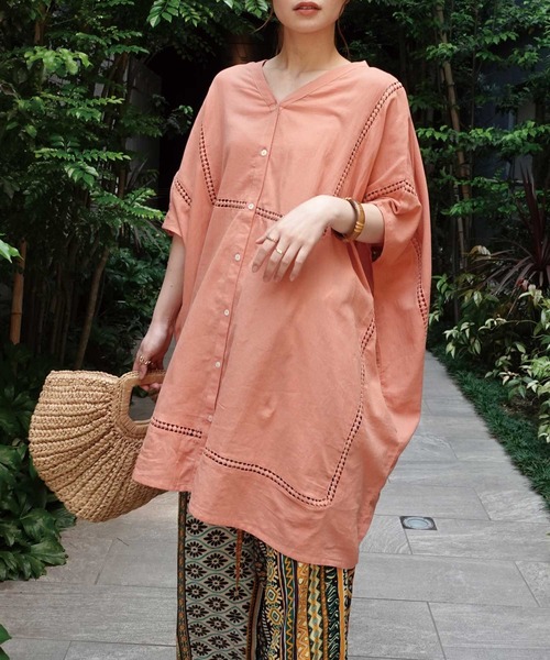 CORNERS（コーナーズ）の「ビッグシルエットデザインチュニック（シャツ/ブラウス・レディース・ホワイト/オレンジ/スミクロ/ライトブルー/カーキ/ベージュ・FREE）」の6枚目の写真