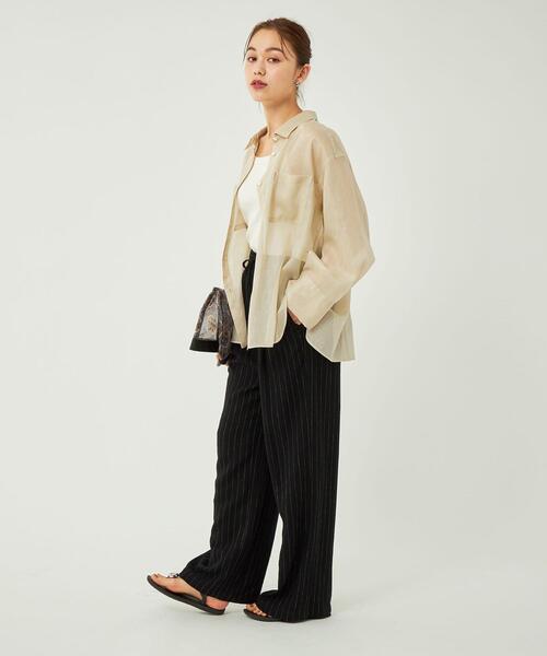 green label relaxing（グリーンレーベルリラクシング）の「スリット