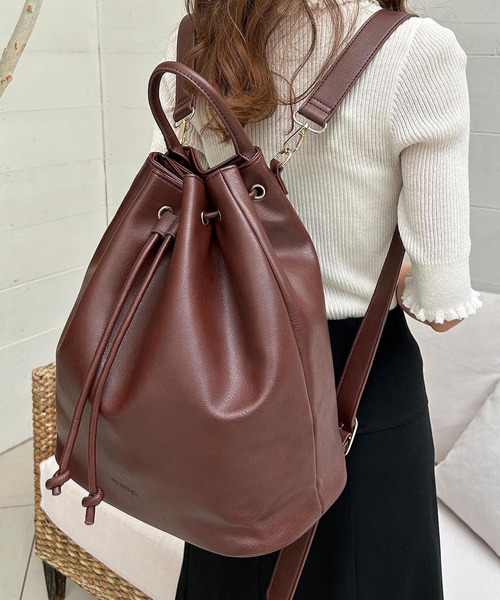 my twilight（マイトワイライト）の「mytwilight 巾着型ラウンドフォルムリュック（バックパック/リュック・レディース・ダークブラウン/ベージュ/アイボリー・FREE）」の11枚目の写真