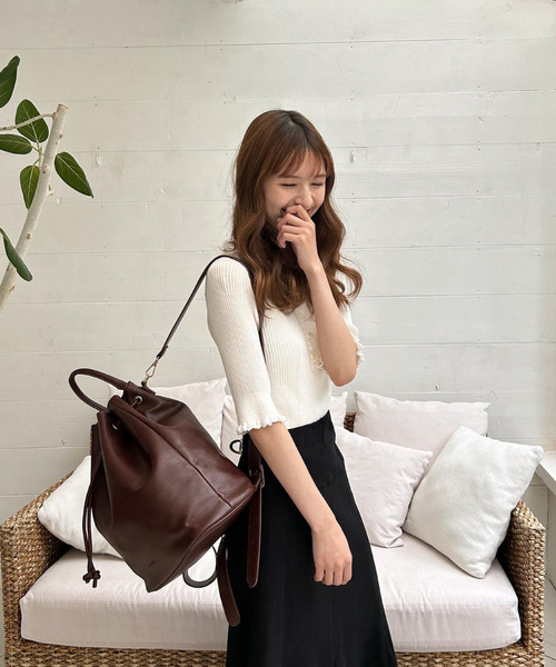 my twilight（マイトワイライト）の「mytwilight 巾着型ラウンドフォルムリュック（バックパック/リュック・レディース・ダークブラウン/ベージュ/アイボリー・FREE）」の12枚目の写真