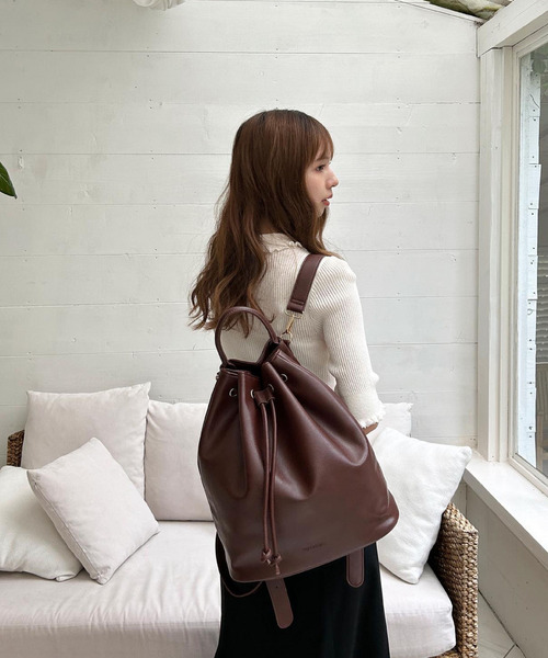 my twilight（マイトワイライト）の「mytwilight 巾着型ラウンドフォルムリュック（バックパック/リュック・レディース・ダークブラウン/ベージュ/アイボリー・FREE）」の17枚目の写真