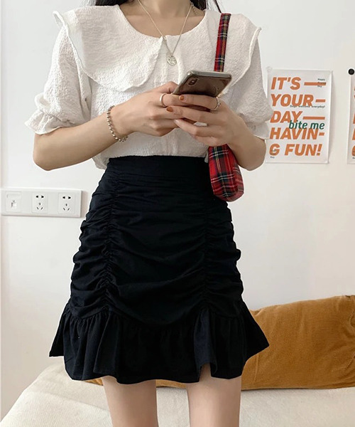 c.u.l（シーユーエル）の「シャーリングデザインミニスカート culw448（スカート・レディース・ブラック・L/M/XL）」の3枚目の写真