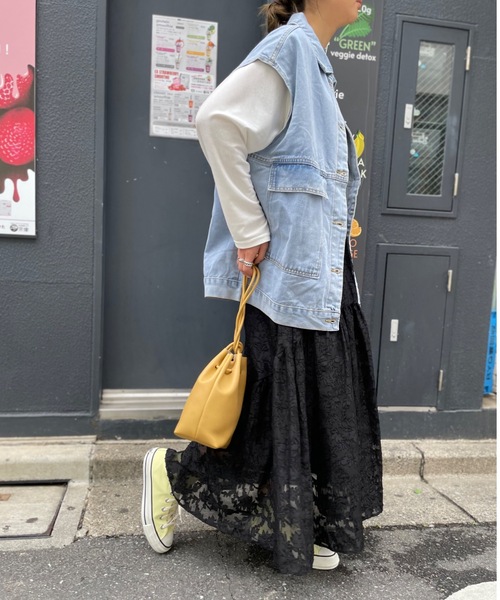 mi via loca（ミヴィアロカ）の「シアーフラワー柄ティアードスカート（スカート・レディース・オフホワイト/ブラック/イエロー・FREE）」の13枚目の写真