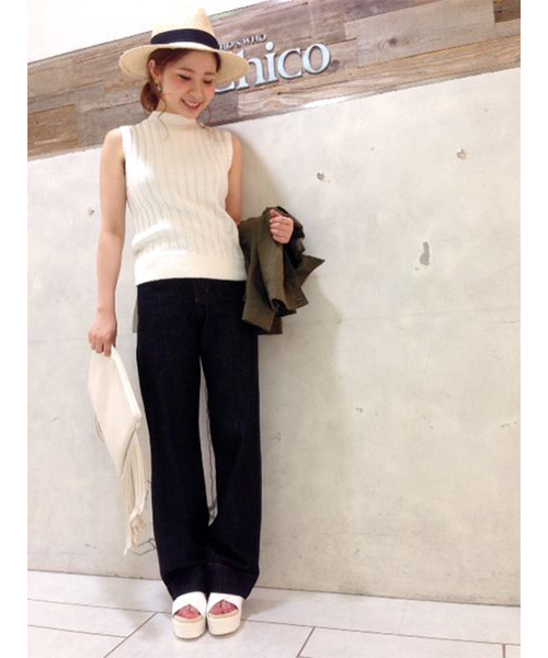 Chico（チコ）の「バギーパンツ（デニムパンツ・レディース・ブルー/ネイビー・MEDIUM/SMALL）」の14枚目の写真