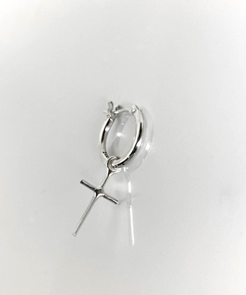 THE MILES(ザ マイルズ)の「GODSIZE ゴッドサイズ THIN HOOP with CROSS / シンフープピアスウィズクロス(ピアス(片耳用)・メンズ・シルバー・FREE)」の1枚目の写真