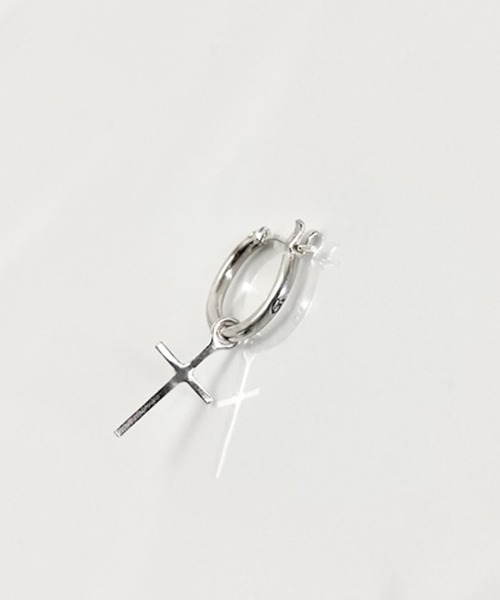 THE MILES(ザ マイルズ)の「GODSIZE ゴッドサイズ THIN HOOP with CROSS / シンフープピアスウィズクロス(ピアス(片耳用)・メンズ・シルバー・FREE)」の3枚目の写真