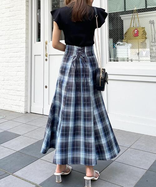 INGNI(イング)の「BackレースUPチェック柄マーメイド/スカート(スカート・レディース・ブラック系/ブルー系8・FREE)」の6枚目の写真