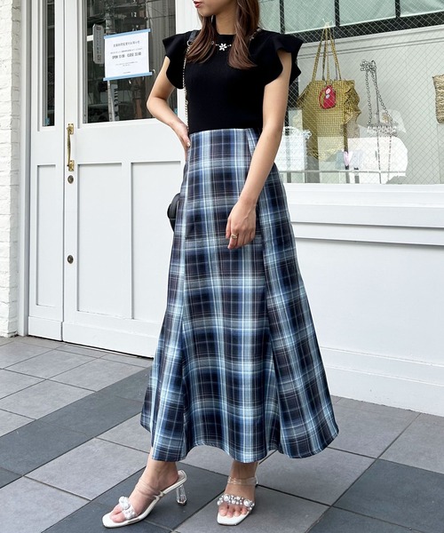 INGNI(イング)の「BackレースUPチェック柄マーメイド/スカート(スカート・レディース・ブラック系/ブルー系8・FREE)」の10枚目の写真