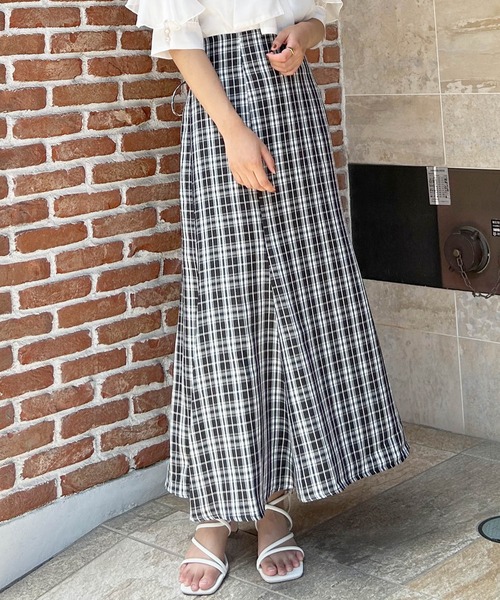 INGNI(イング)の「BackレースUPチェック柄マーメイド/スカート(スカート・レディース・ブラック系/ブルー系8・FREE)」の13枚目の写真