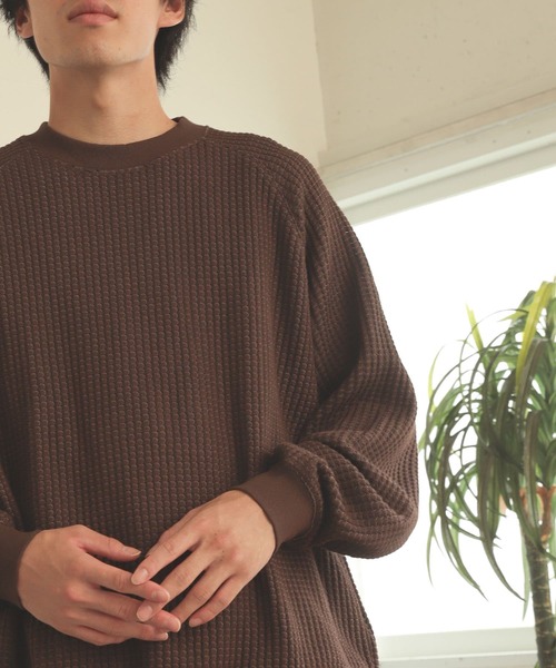 SENSE OF PLACE by URBAN RESEARCH(センスオブプレイスバイアーバンリサーチ)の「カラーワッフルルーズスウェットシャツ(スウェット・メンズ・チャコールグレー/ライトベージュ/ブラウン・MEDIUM/LARGE)」の22枚目の写真